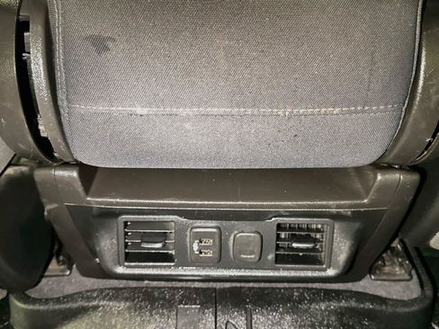 Used 2019 Chevrolet Silverado 1500 LT w/ Texas Edition RWD image 23