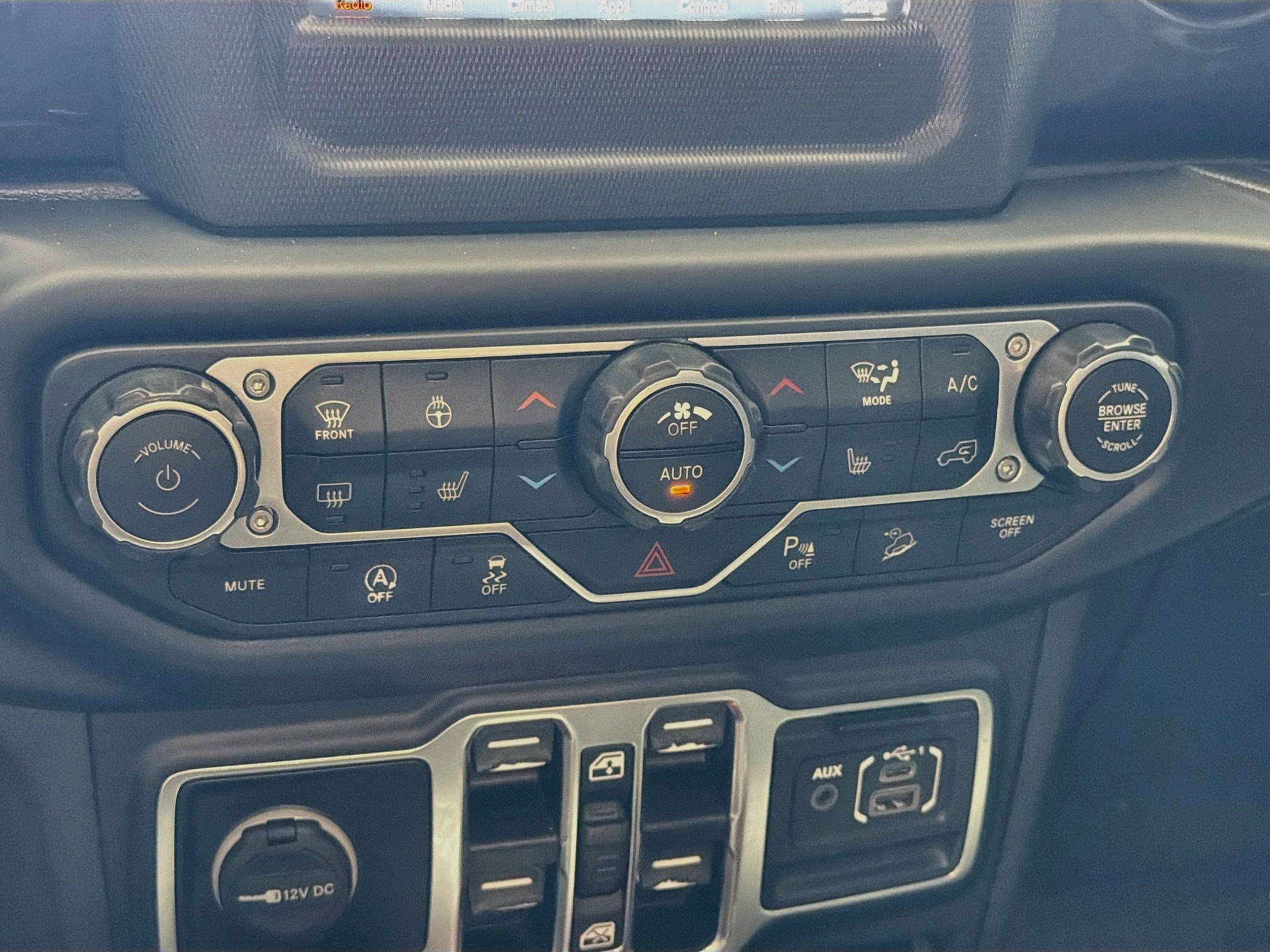 Used 2020 Jeep Wrangler Unlimited Sport AWD/4WD image 10