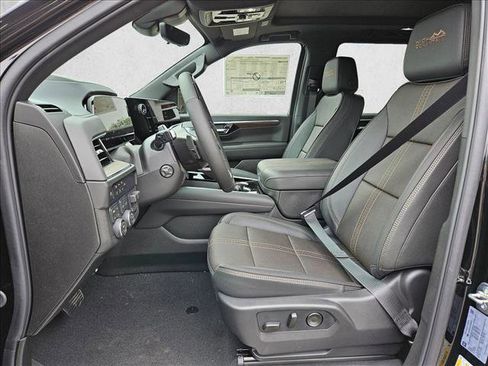 New 2026 Chevrolet Tahoe High Country AWD/4WD image 4
