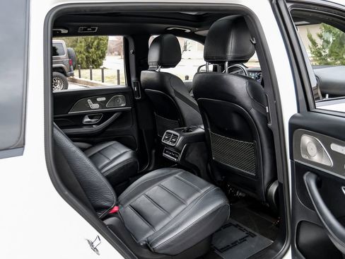 Used 2021 Mercedes-Benz GLS 580 4MATIC image 43