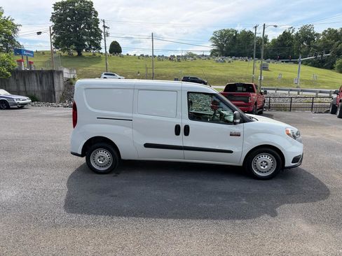 Used 2022 RAM ProMaster City Tradesman FWD image 6