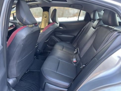 Used 2024 Toyota Prius Prime Premium image 22