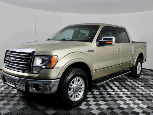 Used 2013 Ford F150 Lariat w/ Mid Equipment Group image 4