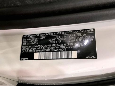 New 2026 Volvo XC60 B5 Plus w/ Climate Package image 15