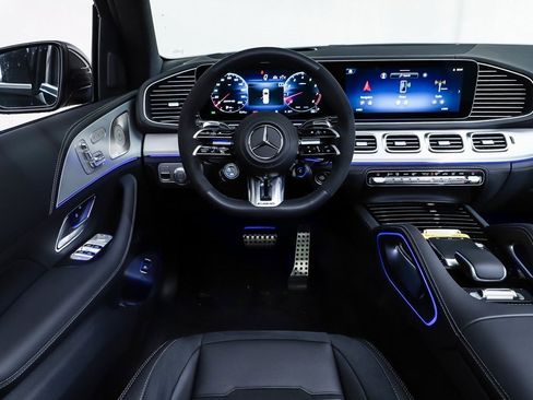 New 2025 Mercedes-Benz GLS 63 AMG 4MATIC image 15