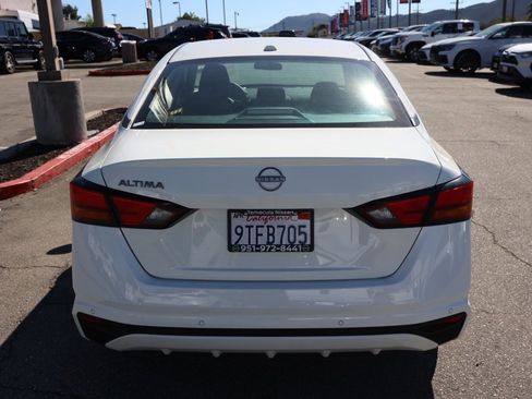 Certified 2025 Nissan Altima 2.5 S image 5