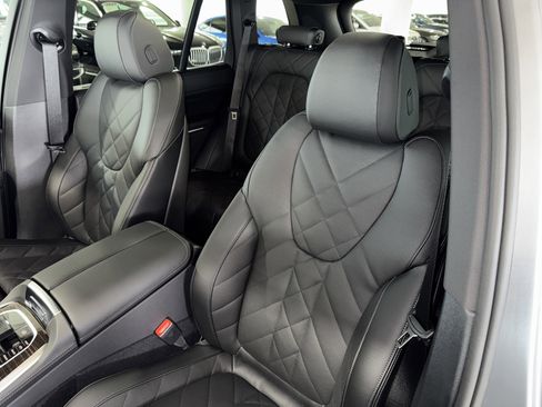 New 2026 BMW X5 xDrive40i w/ M Sport Package image 24