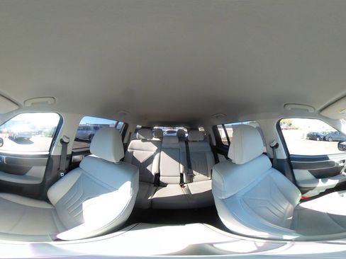 Used 2025 Hyundai Santa Fe SEL image 44