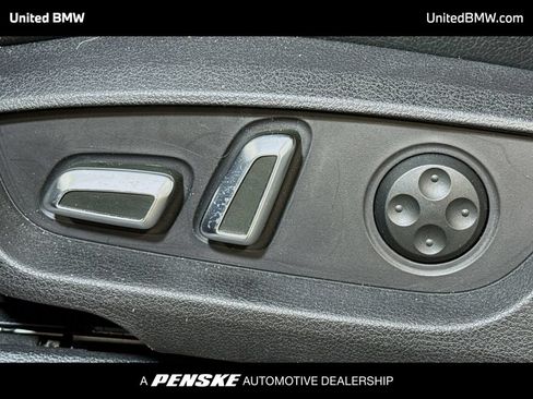 Used 2015 Audi Q7 3.0T S line Prestige w/ S Line Package AWD/4WD image 4