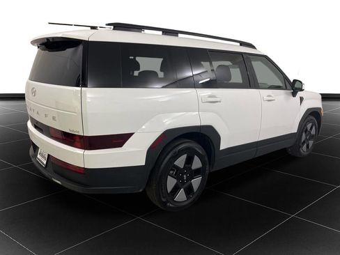Used 2025 Hyundai Santa Fe SEL image 5