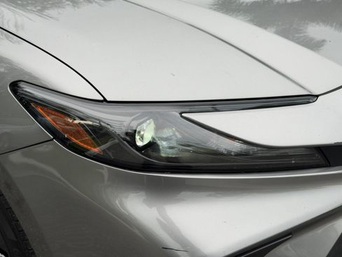 Used 2025 Toyota Camry SE FWD image 41