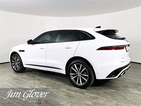 Used 2024 Jaguar F-PACE R-Dynamic S image 5