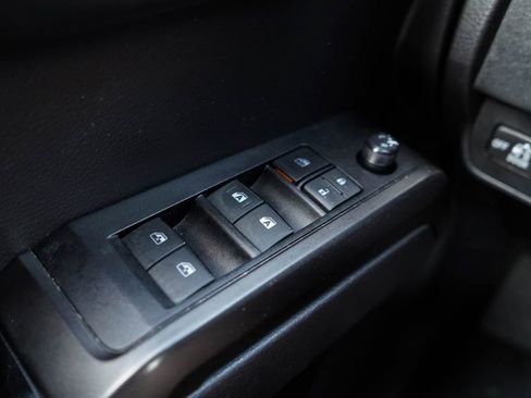 Used 2022 Toyota Tacoma TRD Off-Road w/ Technology Package image 27