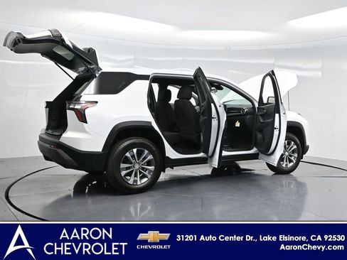 New 2026 Chevrolet Equinox LT AWD/4WD image 4
