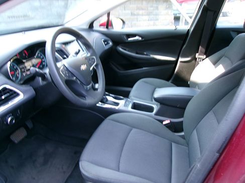 Used 2016 Chevrolet Cruze LT w/ Convenience Package image 13