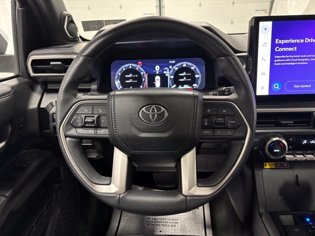 Used 2026 Toyota 4Runner Limited AWD/4WD image 17