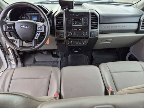 Used 2018 Ford F250 XL w/ Power Equipment Group RWD image 14