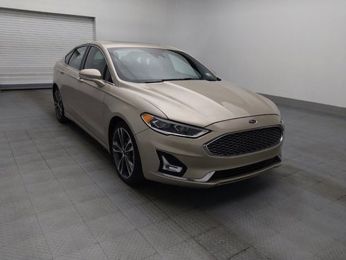 Used 2019 Ford Fusion Titanium FWD image 13