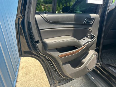 Used 2018 Chevrolet Tahoe LT image 30
