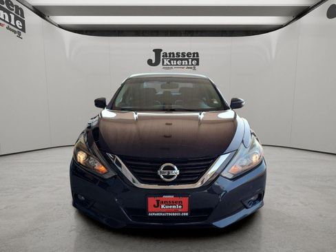 Used 2016 Nissan Altima 3.5 SL FWD image 4
