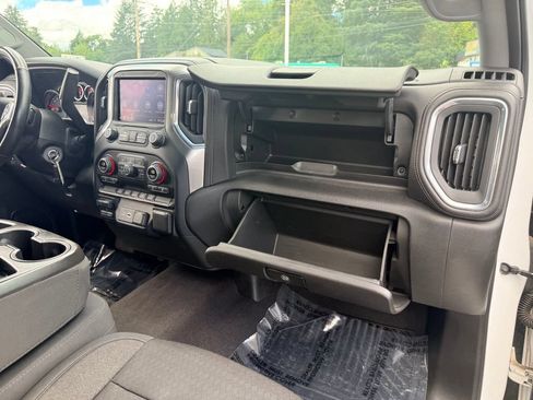 Used 2020 Chevrolet Silverado 1500 LT w/ Fleet Comfort Package AWD/4WD image 29