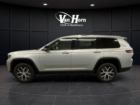 New 2025 Jeep Grand Cherokee L Limited w/ Trailer Tow Package image 13