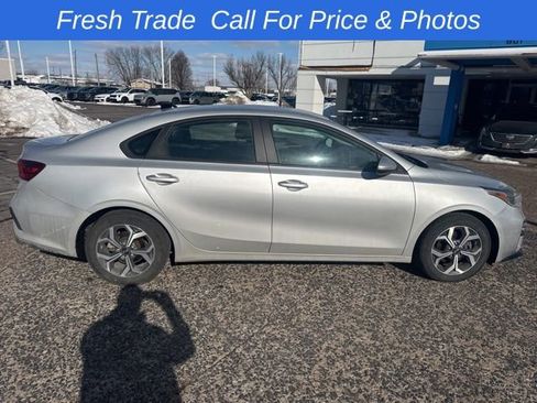 Used 2021 Kia Forte LXS image 6