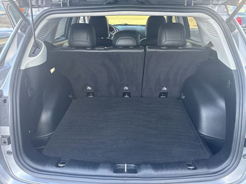 Used 2018 Jeep Compass Limited w/ Navigation Group image 16