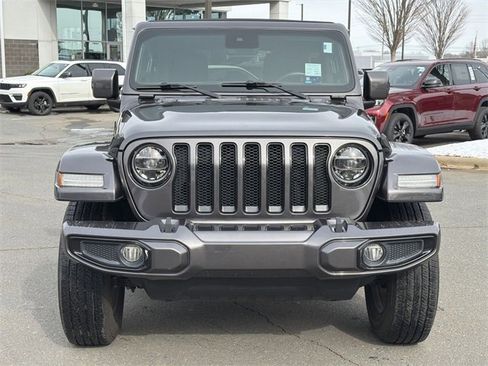Used 2020 Jeep Wrangler Unlimited Sahara image 15