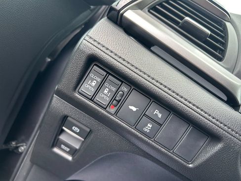 Certified 2025 Honda Odyssey Touring image 29