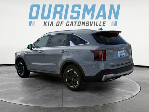 New 2026 Kia Sorento S w/ S Panoramic Sunroof Package image 4