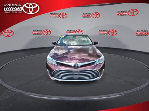 Used 2018 Toyota Avalon Limited w/ All Weather Liner Package FWD image 3