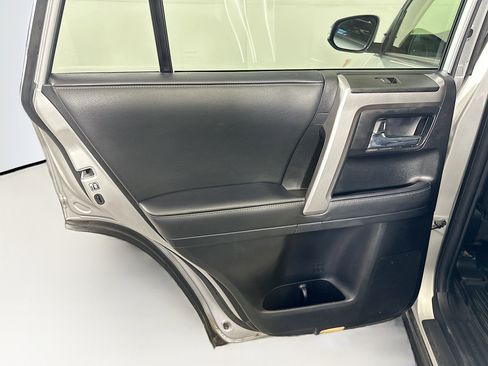 Used 2024 Toyota 4Runner SR5 Premium w/ Moonroof Package image 27