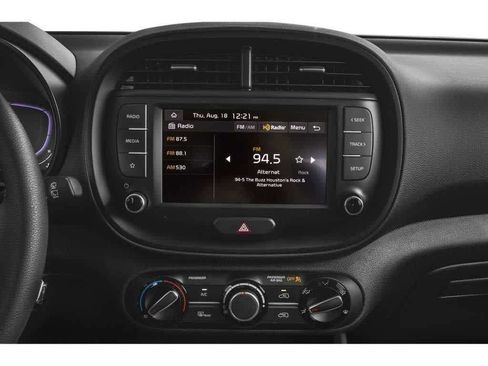 Used 2024 Kia Soul LX w/ Option Group 015 FWD image 38
