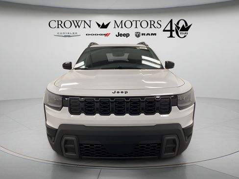 Used 2026 Jeep Cherokee Limited AWD/4WD image 2