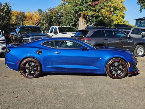 Used 2022 Chevrolet Camaro SS image 8