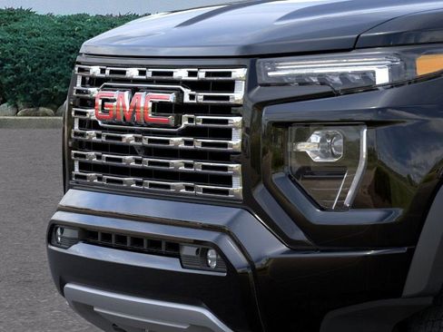 New 2026 GMC Canyon Denali image 14