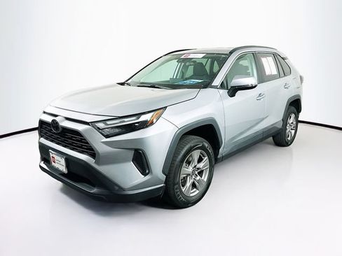 Certified 2023 Toyota RAV4 XLE AWD/4WD image 3