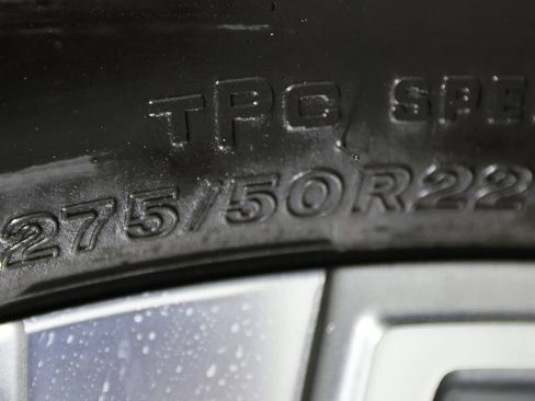 Used 2025 Chevrolet Tahoe High Country AWD/4WD image 41