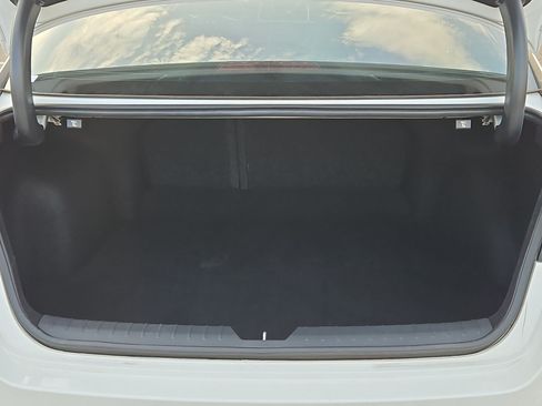 Used 2020 Kia Optima LX FWD image 31