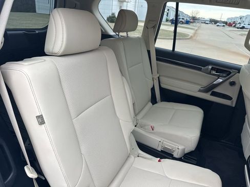 Used 2022 Lexus GX 460 Premium image 42