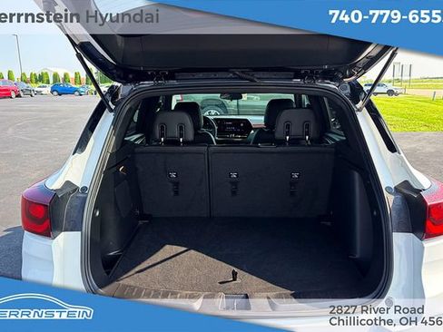 Used 2024 Chevrolet TrailBlazer RS AWD/4WD image 24