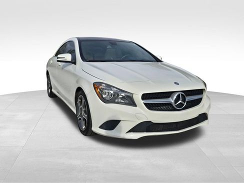 Used 2014 Mercedes-Benz CLA 250 image 9