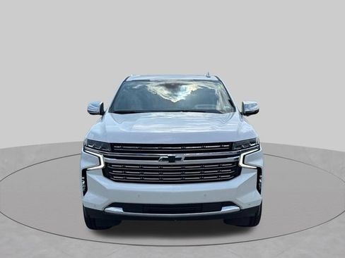 Used 2023 Chevrolet Suburban Premier w/ Advanced Technology Package AWD/4WD image 13