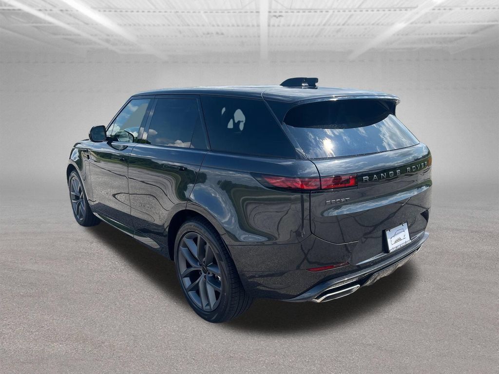 New 2026 Land Rover Range Rover Sport Dynamic SE AWD/4WD image 3