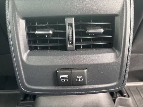 Used 2021 Toyota Avalon TRD image 21