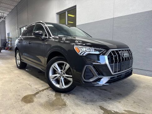 Used 2020 Audi Q3 2.0T Prestige w/ Prestige Package AWD/4WD image 2