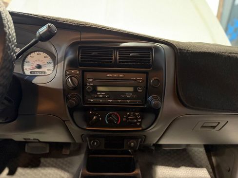 Used 2010 Ford Ranger XLT AWD/4WD image 14