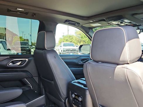 Used 2023 Chevrolet Tahoe Premier w/ Premium Package image 15