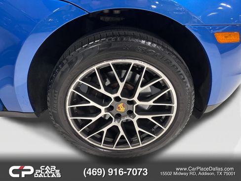 Used 2018 Porsche Macan AWD/4WD image 45
